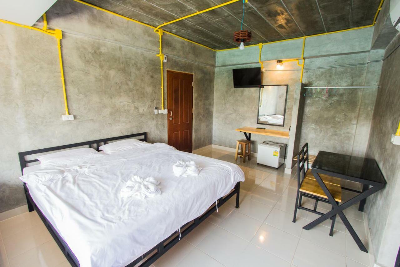 The Sky Loft 3*
